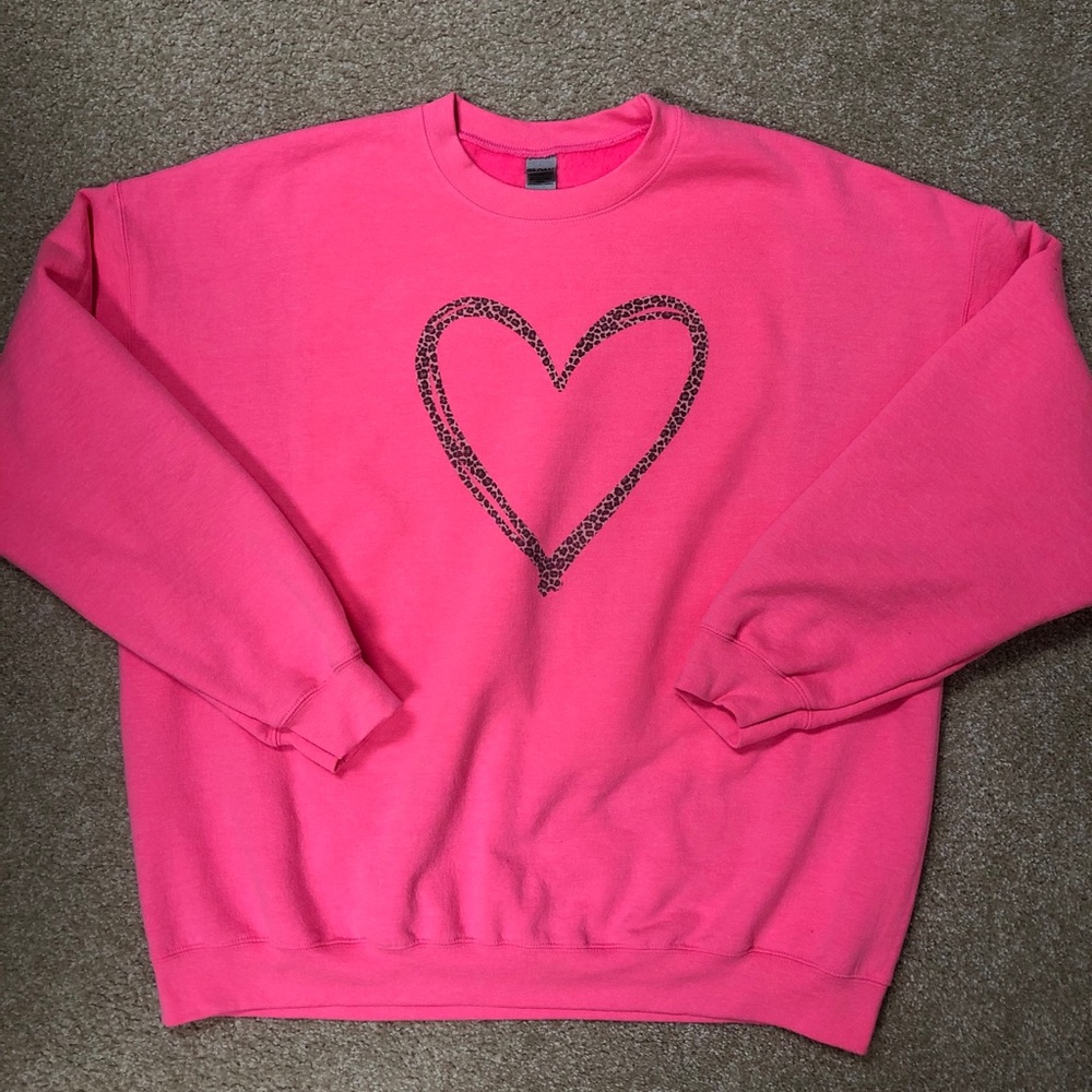 Pink Lily sweatshirt 💓